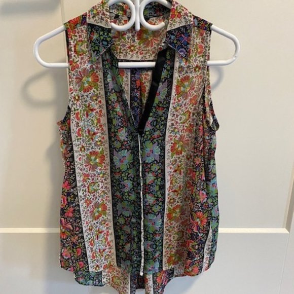 Multi-Coloured Sleeveless Blouse with Collar and Covered Buttons, Size S - Picture 1 of 7
